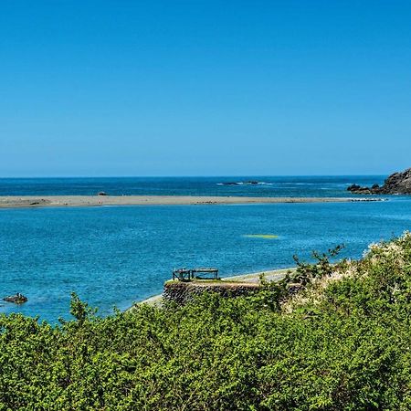 Smith River Vintage Cabin Oceanfront Deck And Views Εξωτερικό φωτογραφία