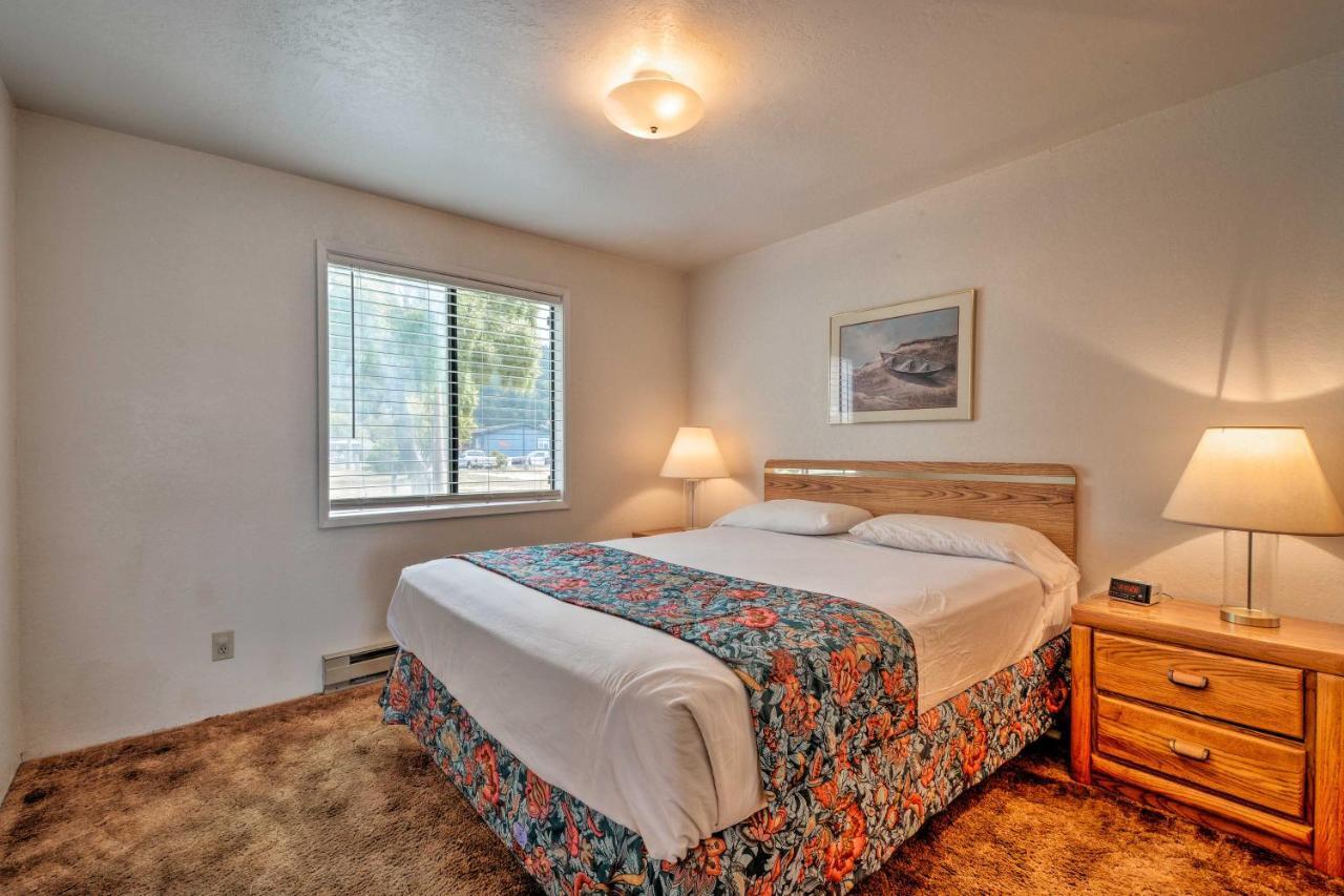 Smith River Vintage Cabin Oceanfront Deck And Views Εξωτερικό φωτογραφία
